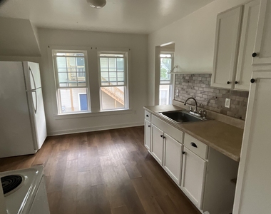 57 Washington - Photo Thumbnail 3
