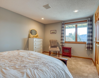 106 Eagle Ridge Condominium - Photo Thumbnail 32
