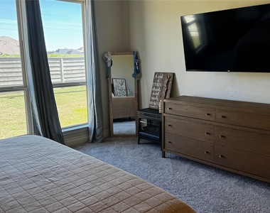 2361 Olive Forest Lane - Photo Thumbnail 7