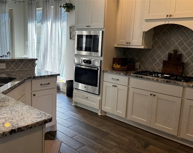 2361 Olive Forest Lane - Photo Thumbnail 6