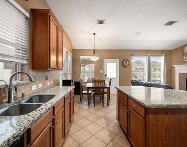 13835 Cane Valley Court - Photo Thumbnail 17