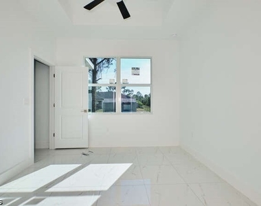 3421 55th Street W - Photo Thumbnail 18