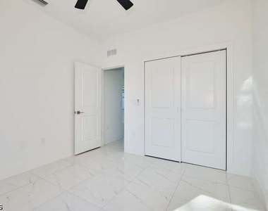 3421 55th Street W - Photo Thumbnail 22