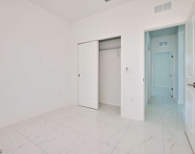 3421 55th Street W - Photo Thumbnail 26
