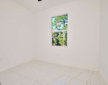 3421 55th Street W - Photo Thumbnail 36
