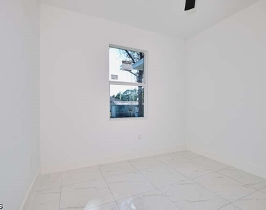 3421 55th Street W - Photo Thumbnail 23