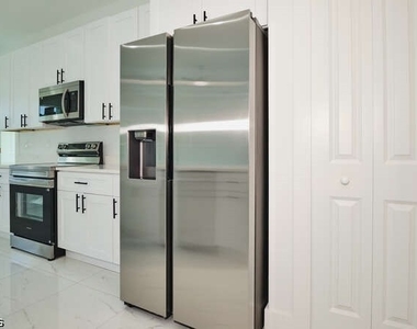 3421 55th Street W - Photo Thumbnail 15