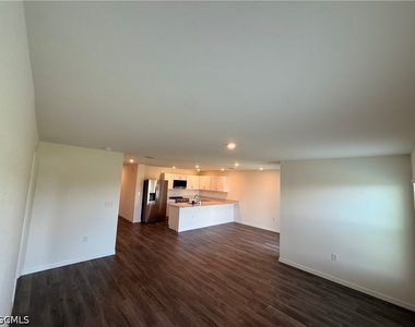 1814 Nw 15th Terrace - Photo Thumbnail 17