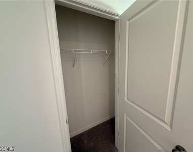 1814 Nw 15th Terrace - Photo Thumbnail 7