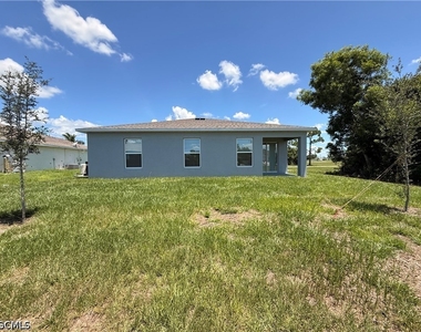 1814 Nw 15th Terrace - Photo Thumbnail 3