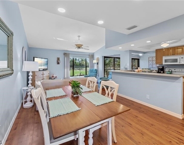 5890 Trailwinds Drive - Photo Thumbnail 9