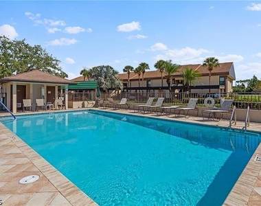 5890 Trailwinds Drive - Photo Thumbnail 30