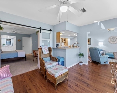 5890 Trailwinds Drive - Photo Thumbnail 22