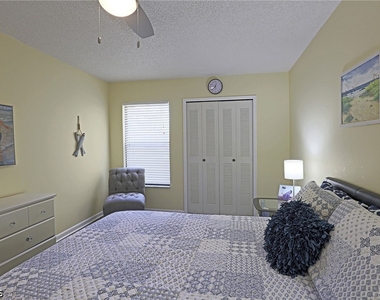 15178 Parkside Drive - Photo Thumbnail 23