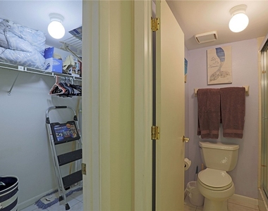 15178 Parkside Drive - Photo Thumbnail 35