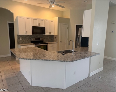 614 Sw 57th Street - Photo Thumbnail 1