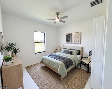 3032 Nw 41st Avenue - Photo Thumbnail 7