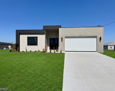 3032 Nw 41st Avenue - Photo Thumbnail 1