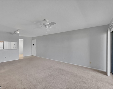 8474 Charter Club Circle - Photo Thumbnail 8