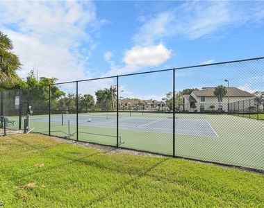8474 Charter Club Circle - Photo Thumbnail 27