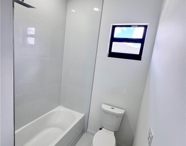 4206 Nw 32nd Lane - Photo Thumbnail 14