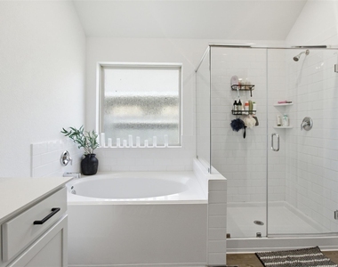 4714 Jasmine Heather Lane - Photo Thumbnail 12