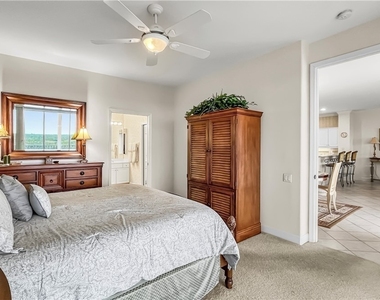 9121 S Southmont Cove - Photo Thumbnail 13