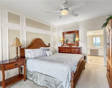 9121 S Southmont Cove - Photo Thumbnail 14