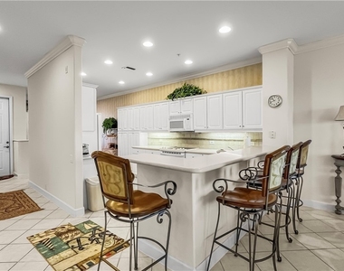 9121 S Southmont Cove - Photo Thumbnail 5