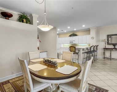 9121 S Southmont Cove - Photo Thumbnail 6