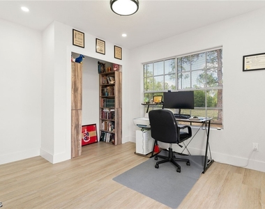 614 Canton Avenue - Photo Thumbnail 17