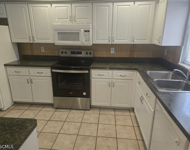838 Sw 47th Terrace - Photo Thumbnail 12