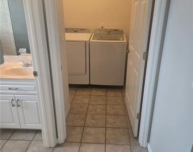 838 Sw 47th Terrace - Photo Thumbnail 10