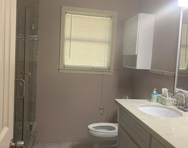 1100 Frost Street - Photo Thumbnail 20