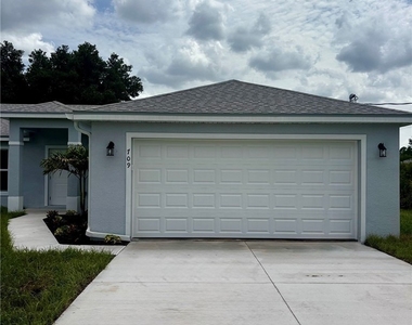 709 Ledge Street - Photo Thumbnail 2