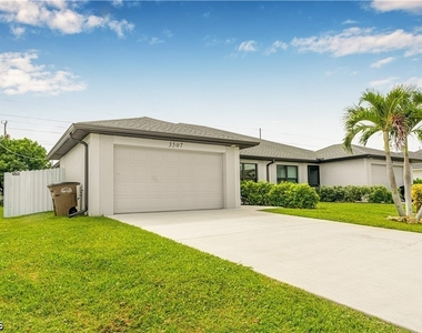 3507 Sw Santa Barbara Place - Photo Thumbnail 5