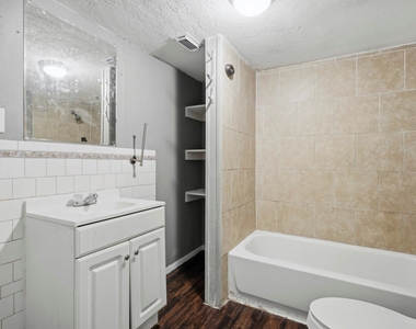 1912 Kansas Street - Photo Thumbnail 16