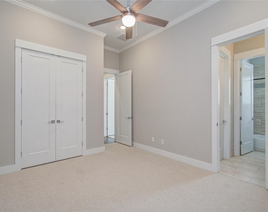3516 Bastrop Street - Photo Thumbnail 16