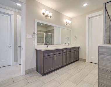 3516 Bastrop Street - Photo Thumbnail 12