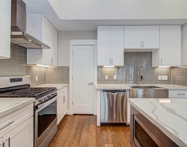3516 Bastrop Street - Photo Thumbnail 3