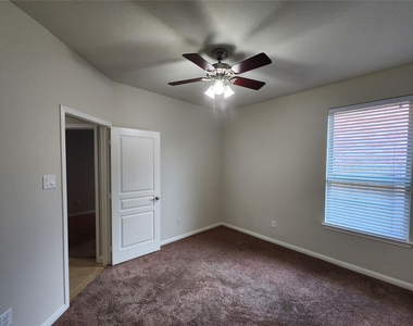 10022 Western Pine Trail - Photo Thumbnail 23