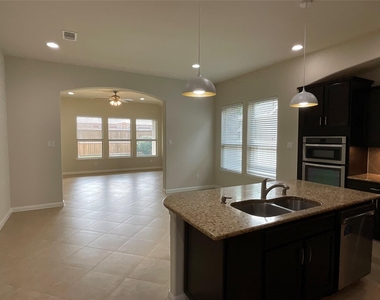 10022 Western Pine Trail - Photo Thumbnail 12