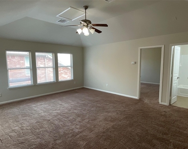 10022 Western Pine Trail - Photo Thumbnail 25
