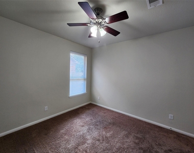10022 Western Pine Trail - Photo Thumbnail 22