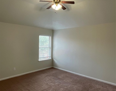 10022 Western Pine Trail - Photo Thumbnail 27