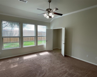 10022 Western Pine Trail - Photo Thumbnail 15