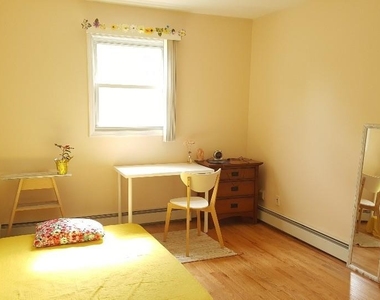526 Fern - Photo Thumbnail 10