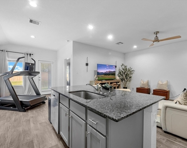 31826 Whittis Hill Way - Photo Thumbnail 5
