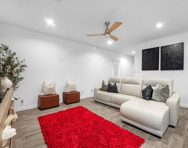 31826 Whittis Hill Way - Photo Thumbnail 6