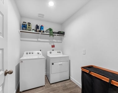 31826 Whittis Hill Way - Photo Thumbnail 15